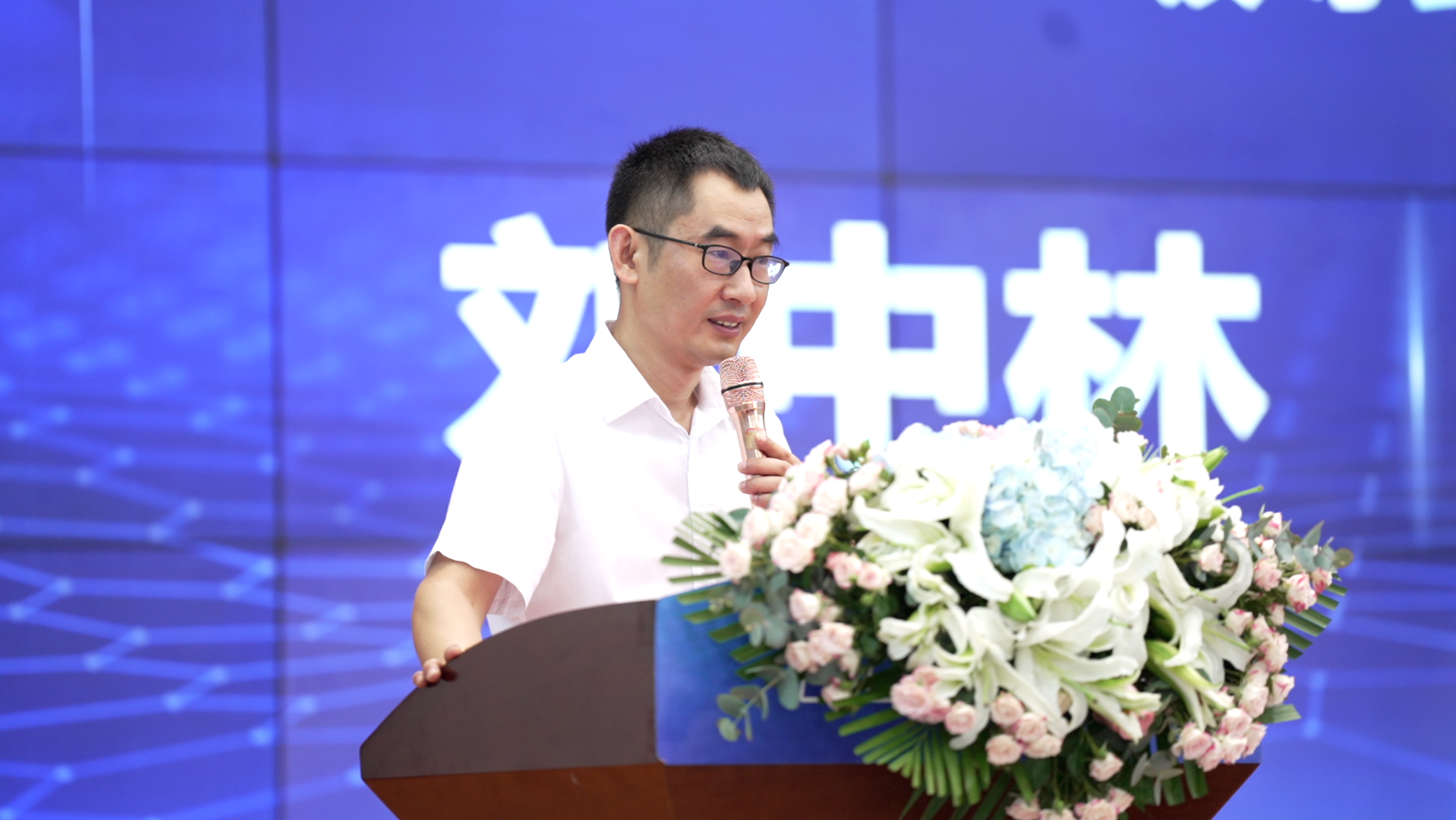 喜訊 | 重慶宇隧再次單筆億元設(shè)備采購(gòu)簽約儀式圓滿舉行！