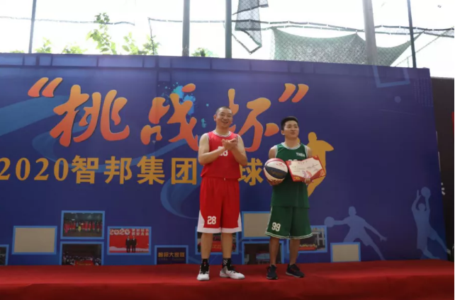 迎籃而上，挑戰(zhàn)自我