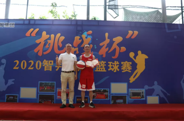 迎籃而上，挑戰(zhàn)自我